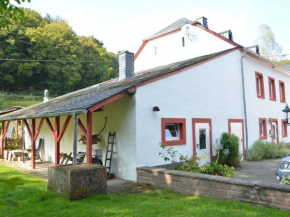 Pleasant Holiday Home in Heidweiler with Private Garden
